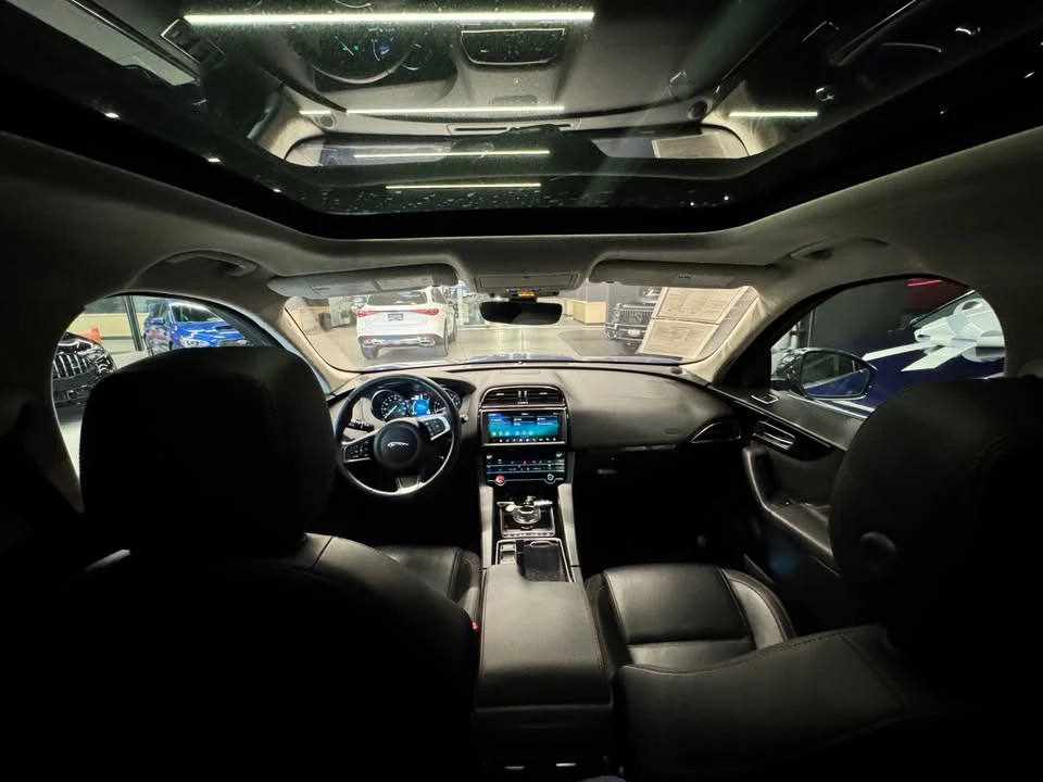 2020 Jaguar F-Pace - Image 12 of 17