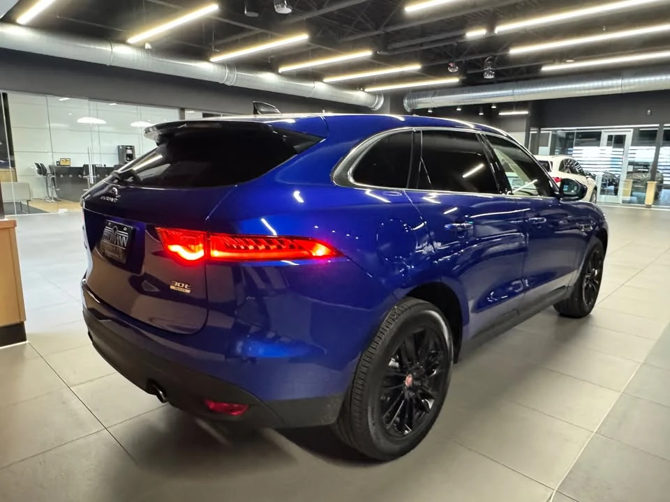 2020 Jaguar F-Pace - Image 6 of 17