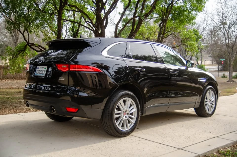 2020 Jaguar F-Pace - Image 10 of 20