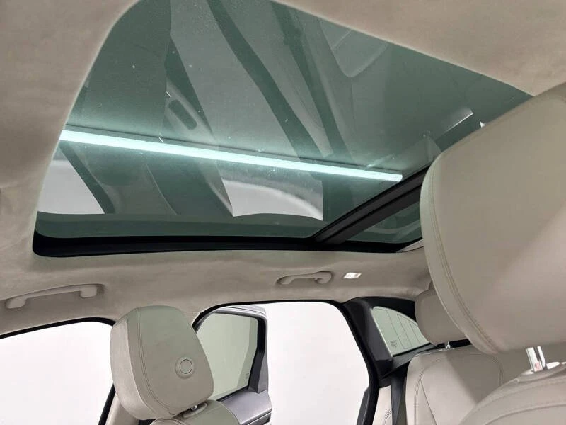 2020 Jaguar F-Pace - Image 16 of 20