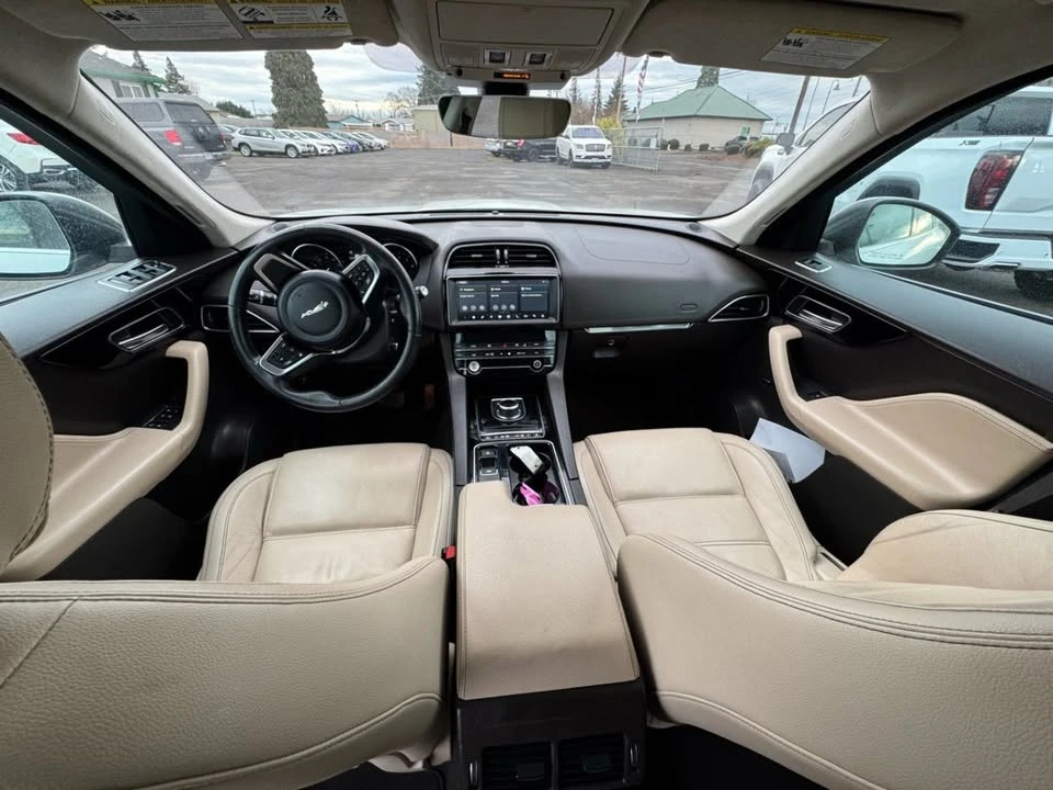 2020 Jaguar F-Pace - Image 15 of 20