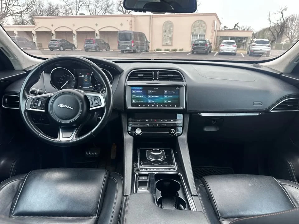 2020 Jaguar F-Pace - Image 15 of 16