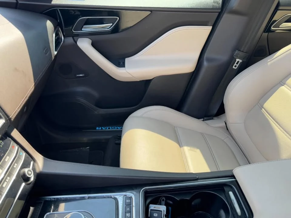 2020 Jaguar F-Pace - Image 13 of 19