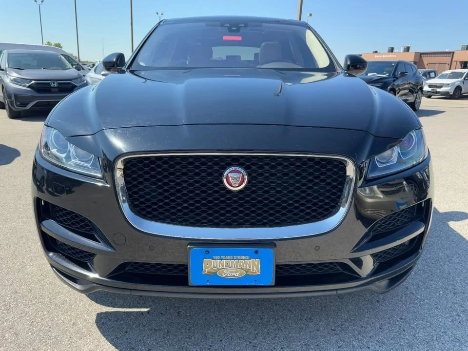 2020 Jaguar F-Pace - Image 8 of 19