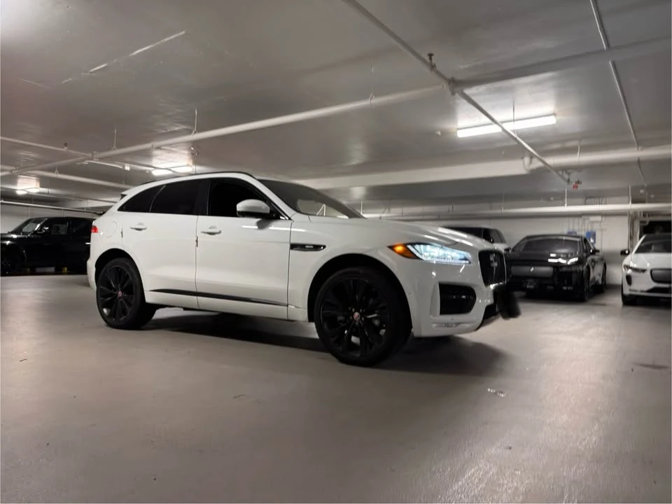 2020 Jaguar F-Pace - Image 6 of 17