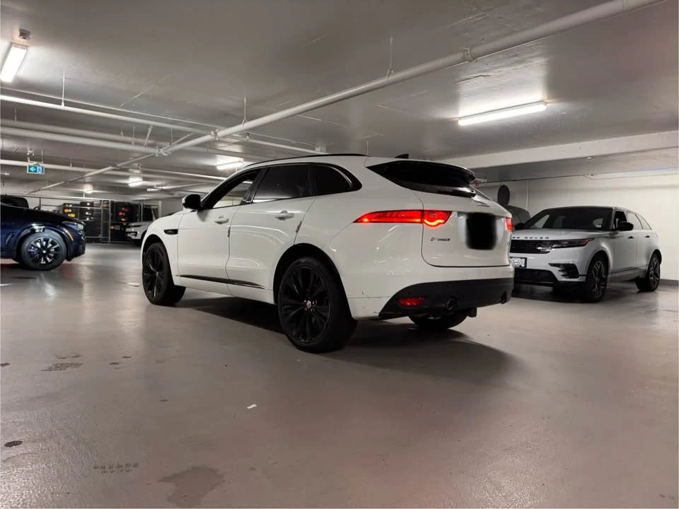 2020 Jaguar F-Pace - Image 3 of 17