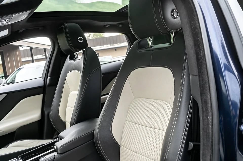2020 Jaguar F-Pace - Image 12 of 15
