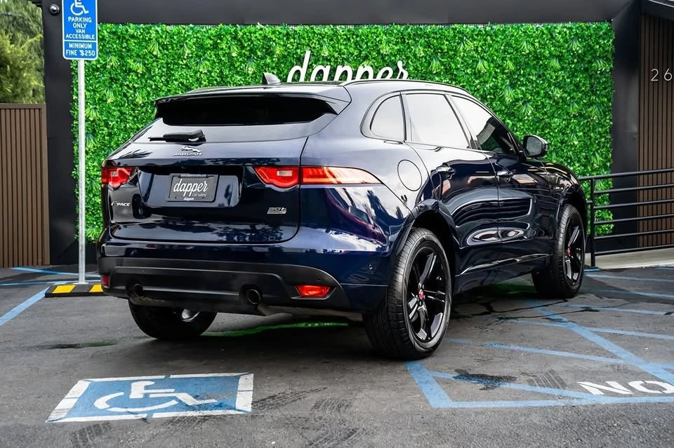 2020 Jaguar F-Pace - Image 13 of 15