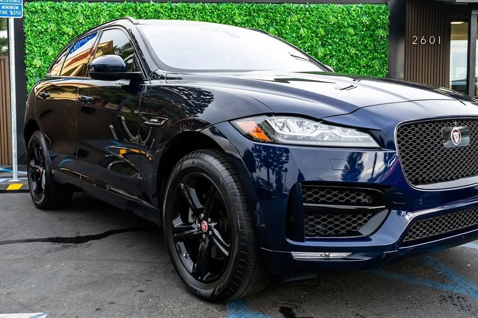 2020 Jaguar F-Pace - Image 13 of 15