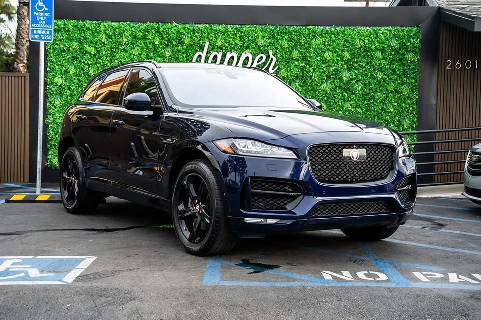 2020 Jaguar F-Pace - Image 14 of 15