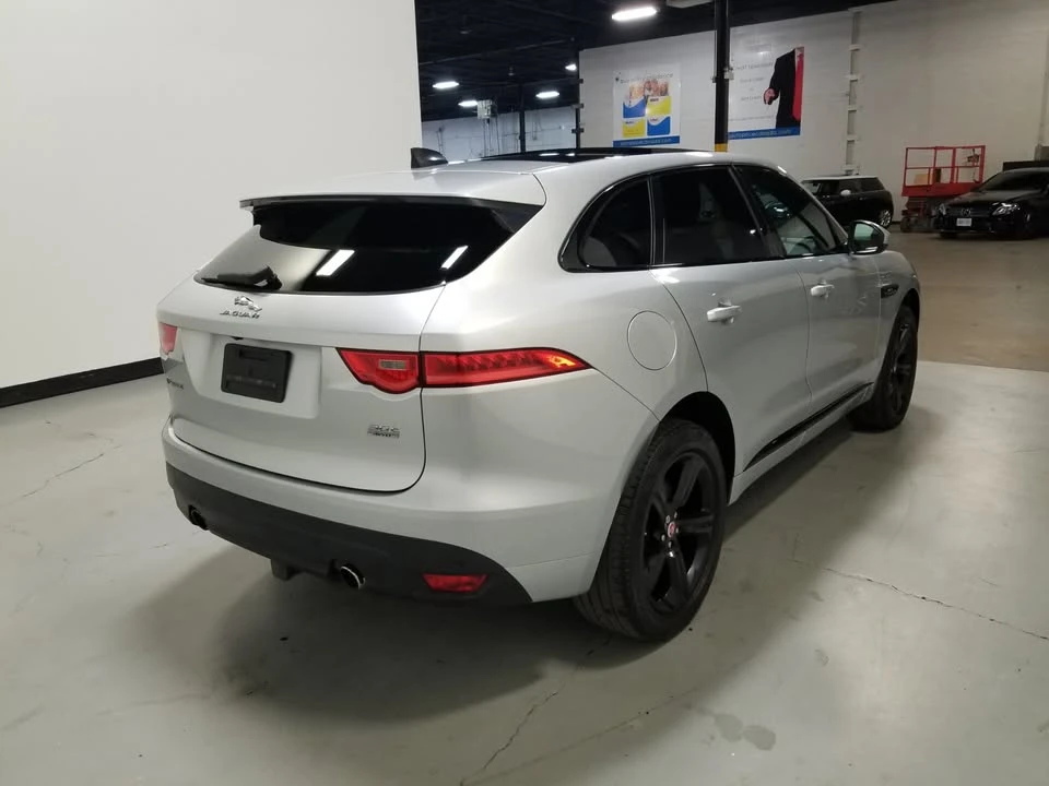 2020 Jaguar F-Pace - Image 7 of 20