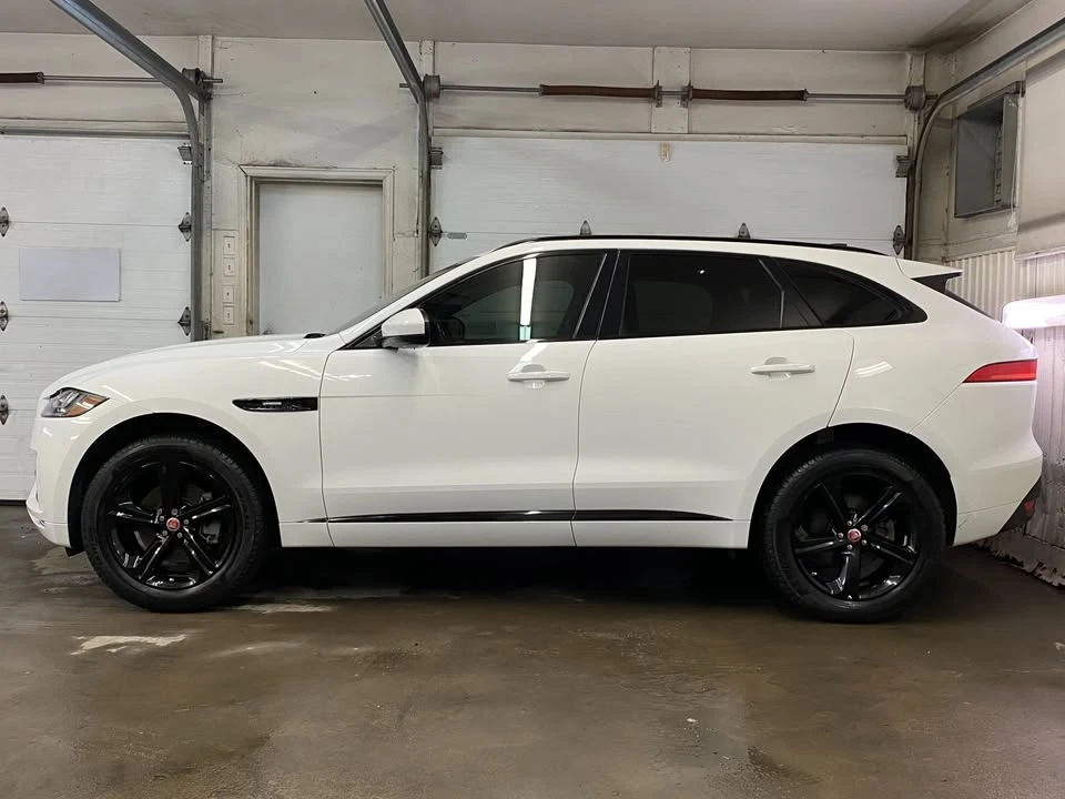 2020 Jaguar F-Pace - Image 3 of 19