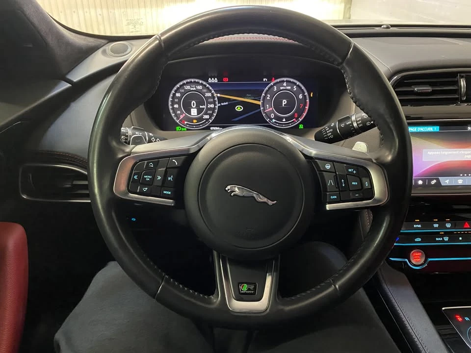2020 Jaguar F-Pace - Image 15 of 19