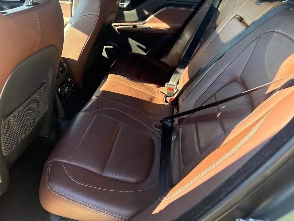 2020 Jaguar F-Pace - Image 16 of 20