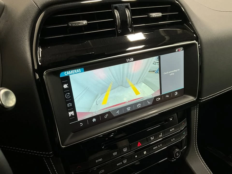 2020 Jaguar F-Pace - Image 16 of 20
