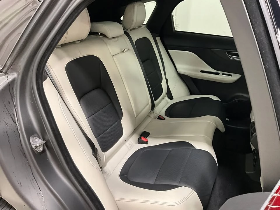 2020 Jaguar F-Pace - Image 19 of 20
