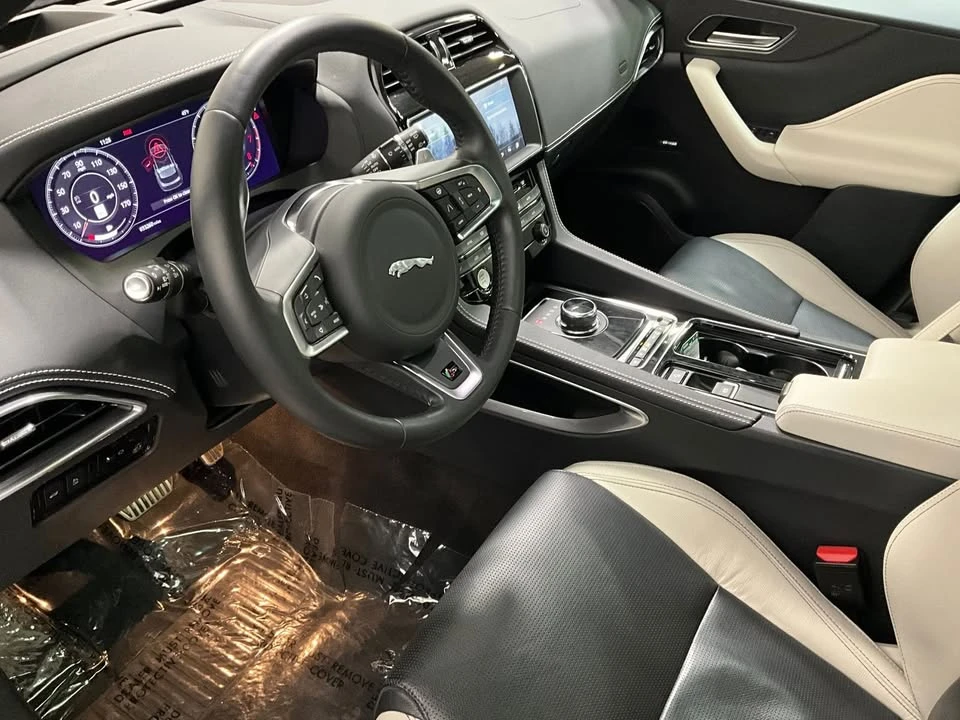 2020 Jaguar F-Pace - Image 11 of 20