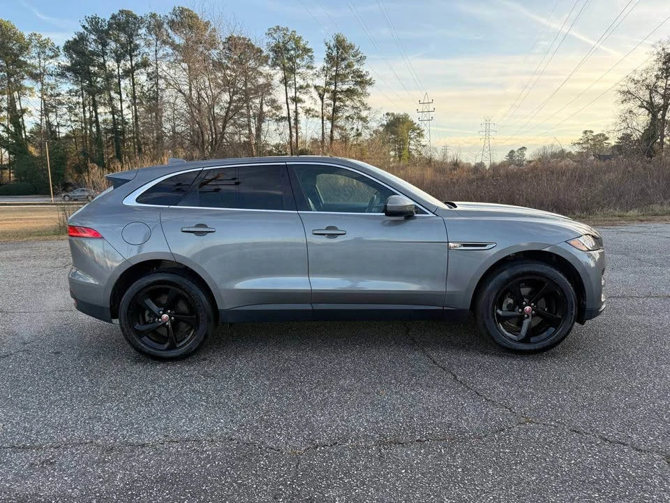 2020 Jaguar F-Pace - Image 2 of 19
