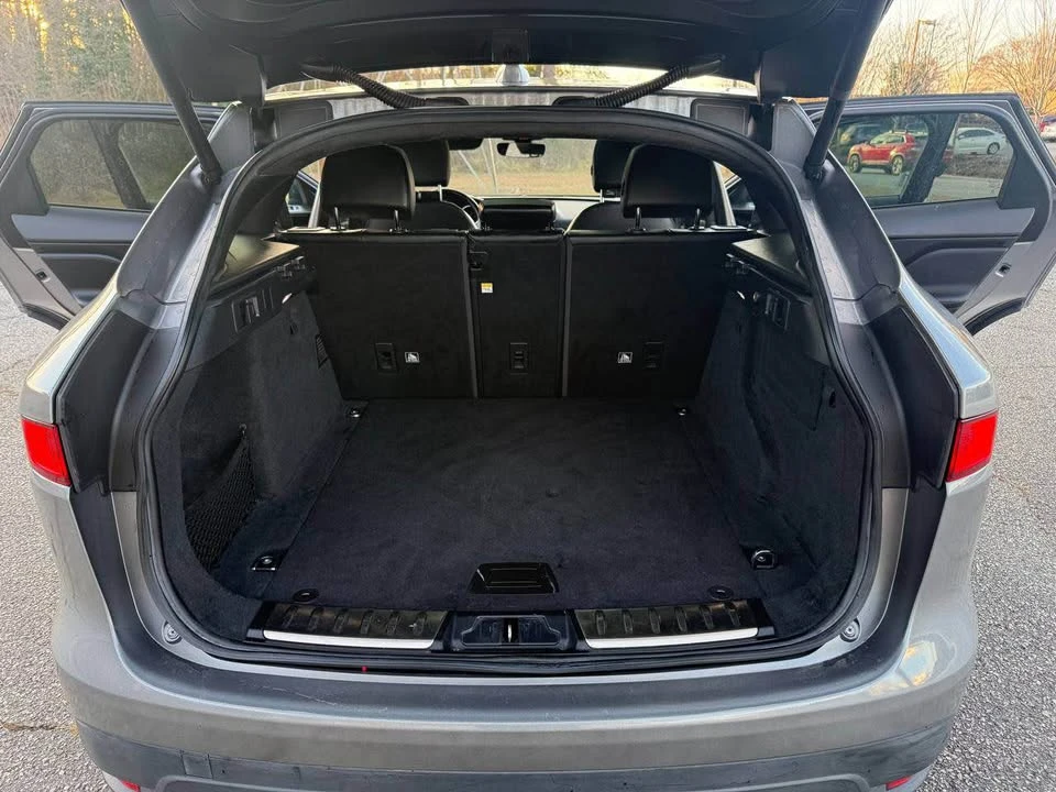2020 Jaguar F-Pace - Image 11 of 19