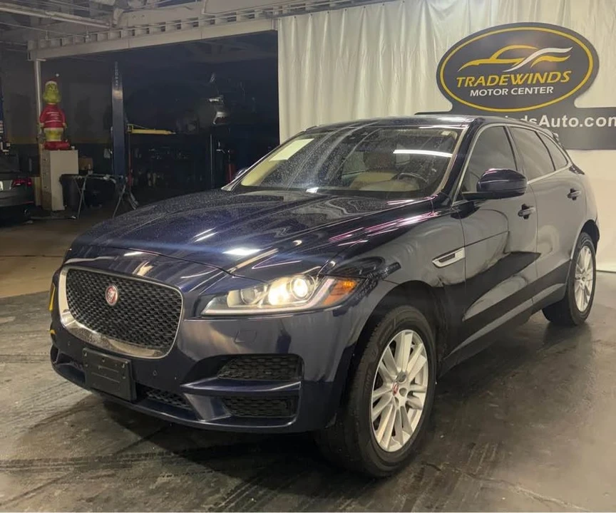 2020 Jaguar F-Pace - Image 3 of 18