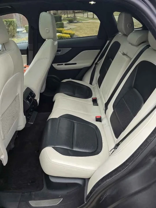 2020 Jaguar F-Pace - Image 6 of 8