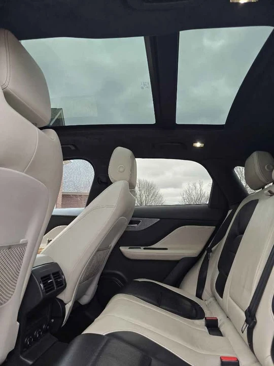2020 Jaguar F-Pace - Image 8 of 8