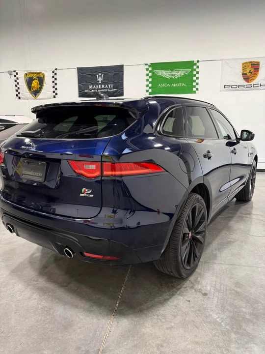 2020 Jaguar F-Pace - Image 6 of 20