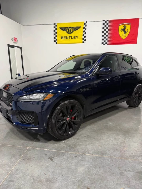 2020 Jaguar F-Pace - Image 2 of 20