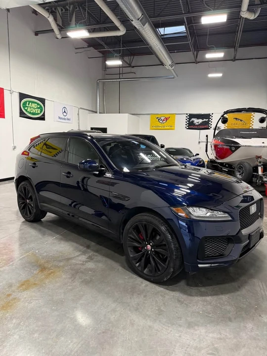 2020 Jaguar F-Pace - Image 7 of 20