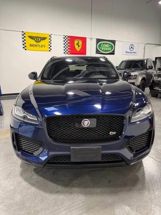 2020 Jaguar F-Pace - Image 9 of 20