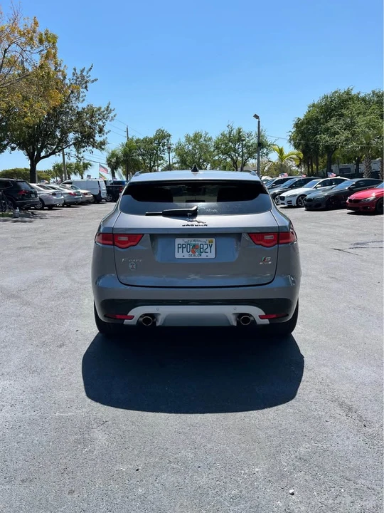 2020 Jaguar F-Pace - Image 6 of 19
