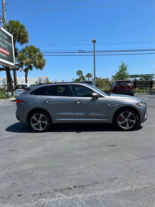 2020 Jaguar F-Pace - Image 7 of 19