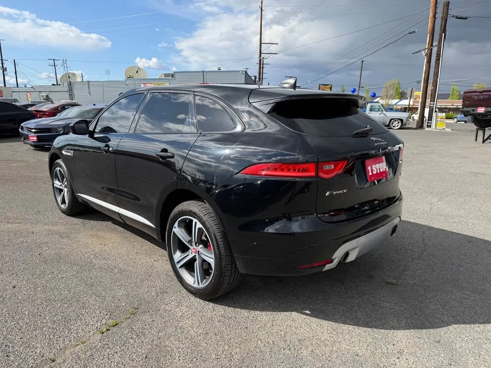 2020 Jaguar F-Pace - Image 9 of 13