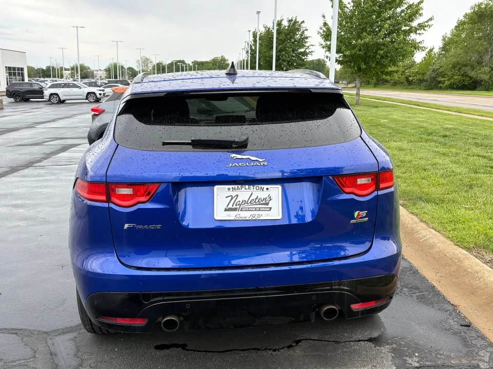 2020 Jaguar F-Pace - Image 4 of 11