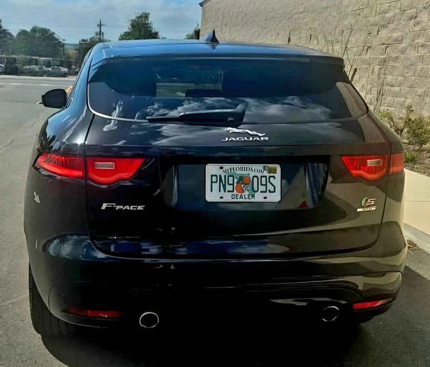 2020 Jaguar F-Pace - Image 3 of 15