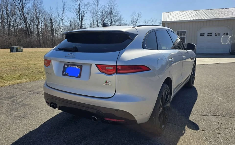 2020 Jaguar F-Pace - Image 3 of 10
