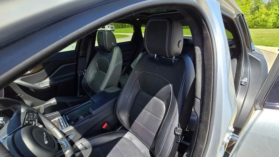 2020 Jaguar F-Pace - Image 12 of 12