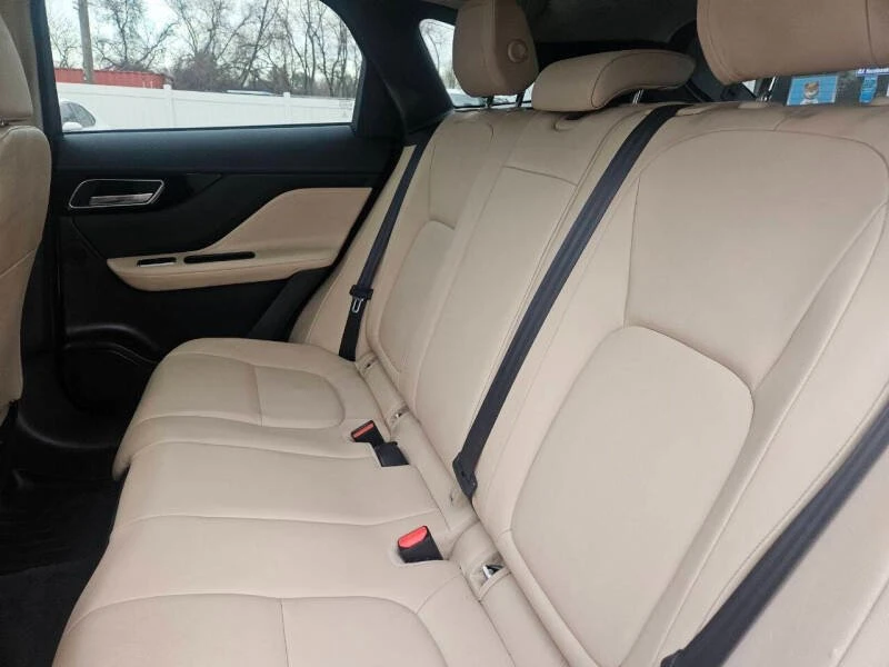 2020 Jaguar F-Pace - Image 14 of 16