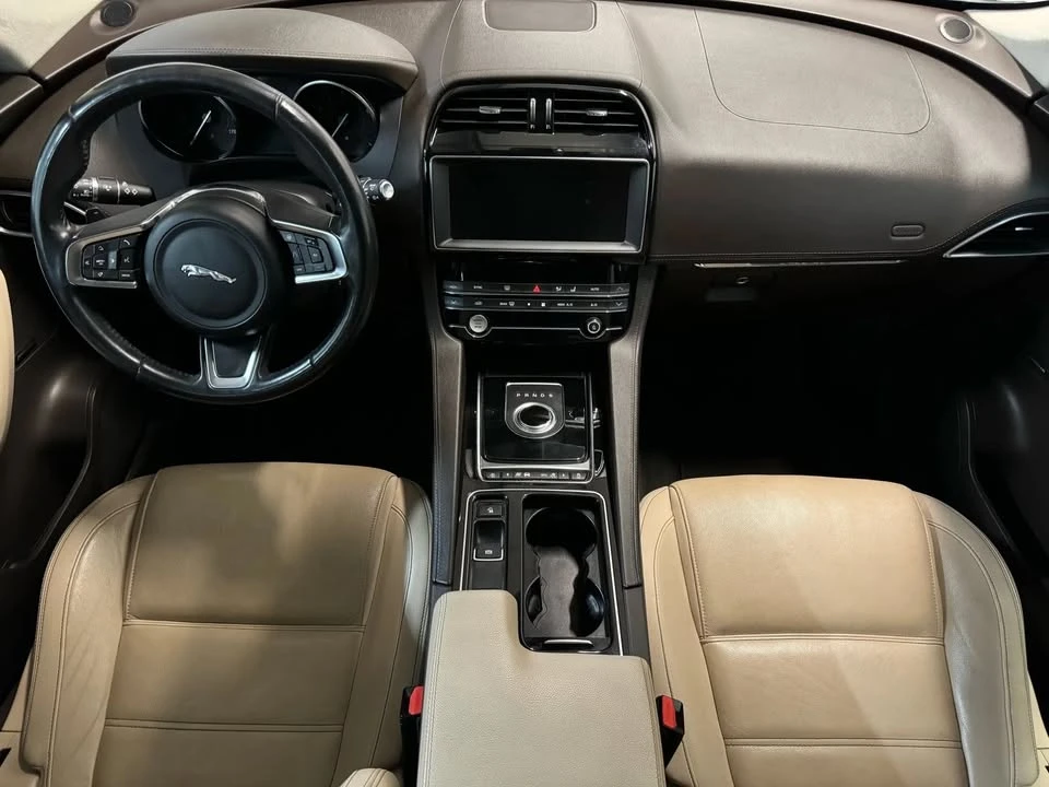 2020 Jaguar F-Pace - Image 11 of 16