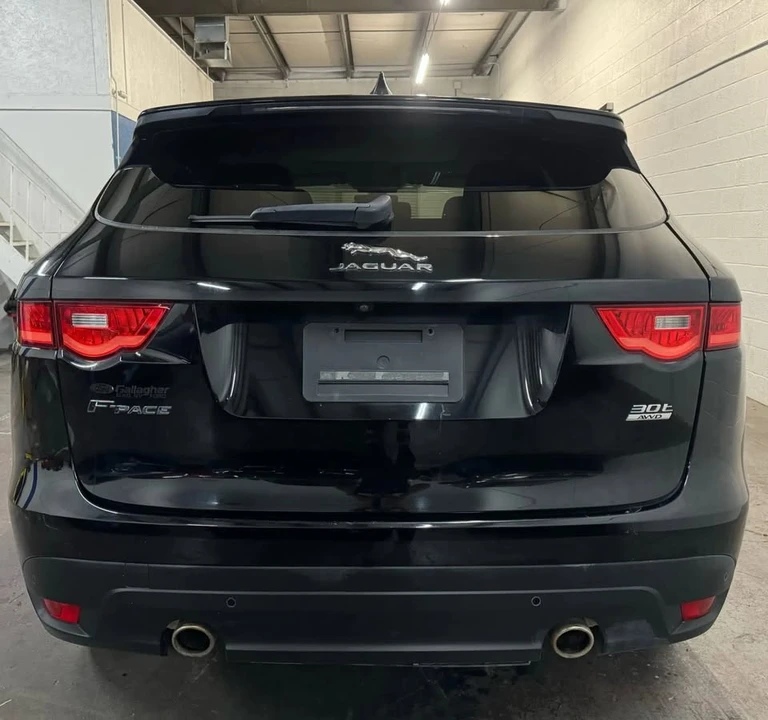 2020 Jaguar F-Pace - Image 5 of 16