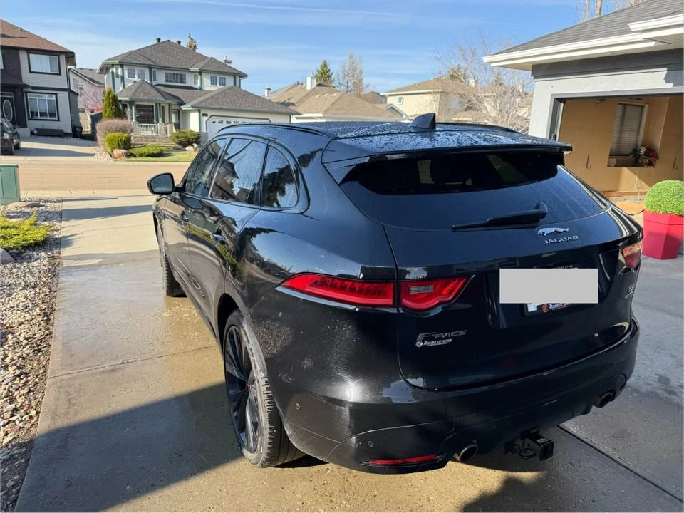 2020 Jaguar F-Pace - Image 3 of 6