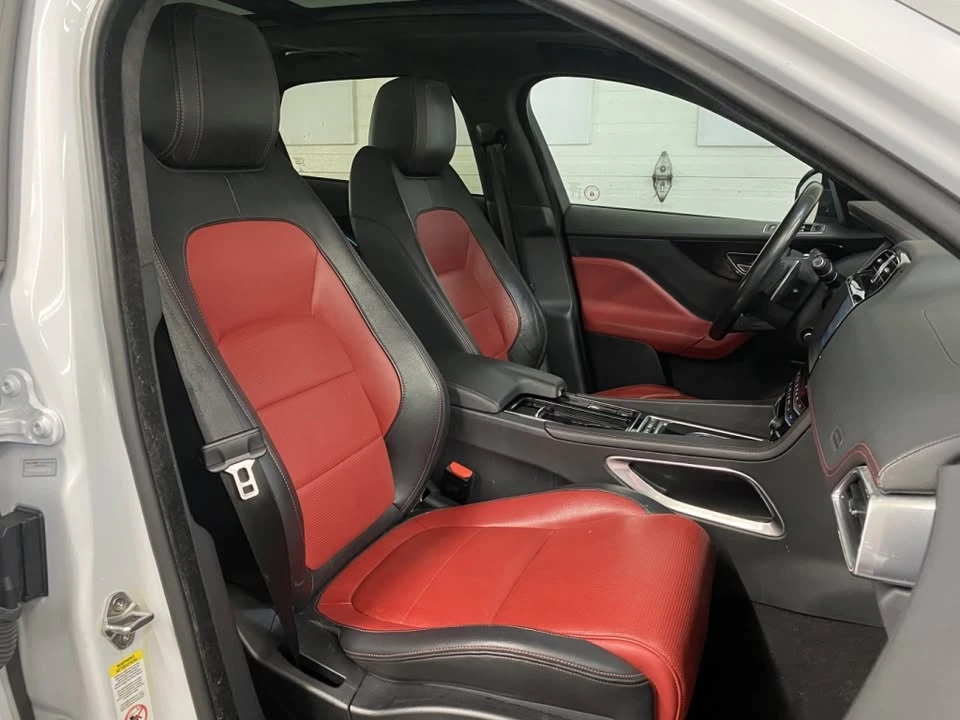 2020 Jaguar F-Pace - Image 13 of 19
