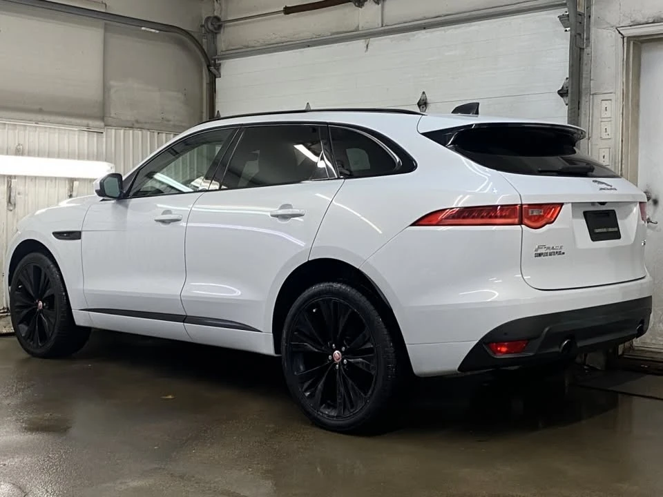 2020 Jaguar F-Pace - Image 3 of 19