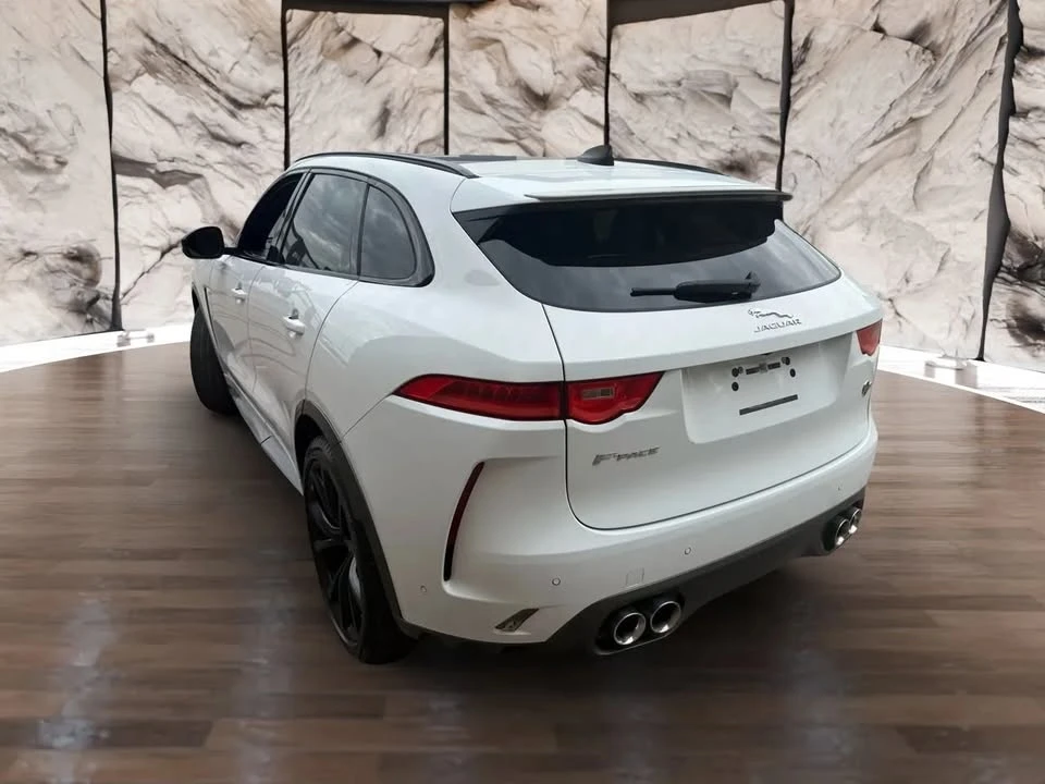 2020 Jaguar F-Pace - Image 5 of 16