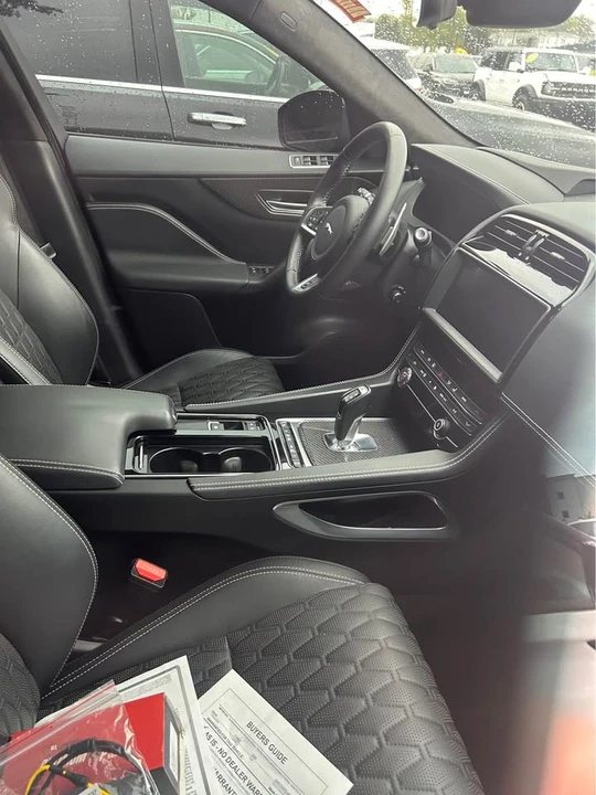 2020 Jaguar F-Pace SVR - Image 3 of 4