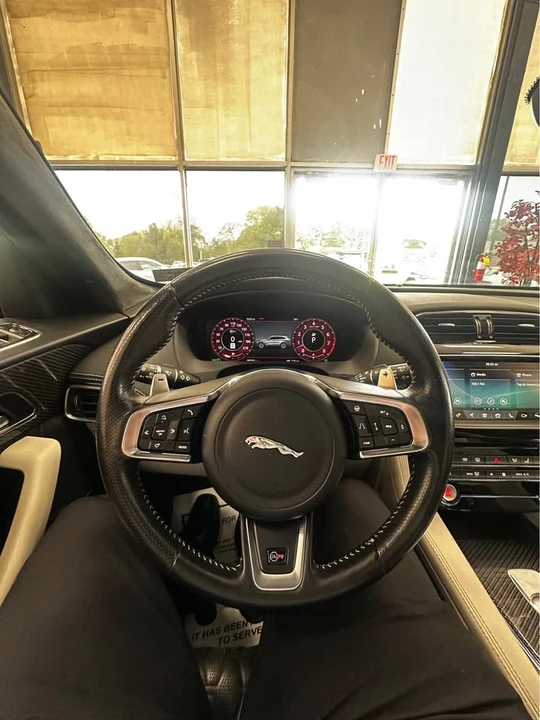 2020 Jaguar F-Pace SVR - Image 9 of 15