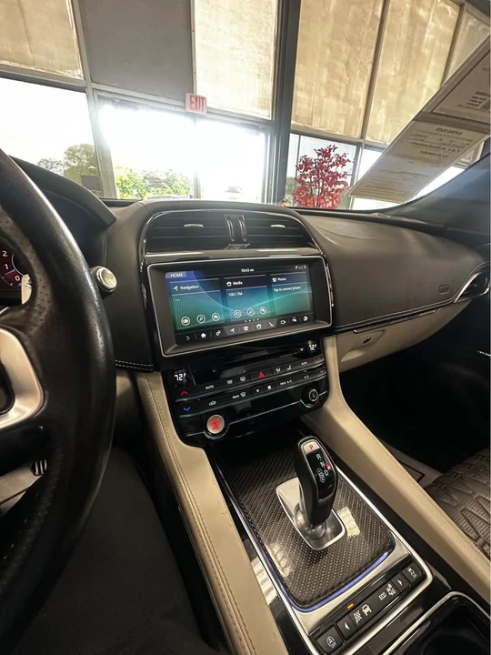 2020 Jaguar F-Pace SVR - Image 12 of 15