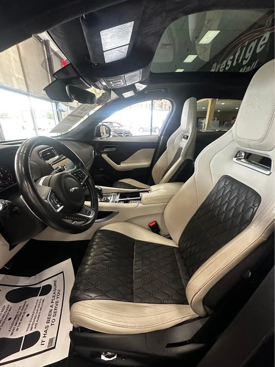2020 Jaguar F-Pace SVR - Image 10 of 15