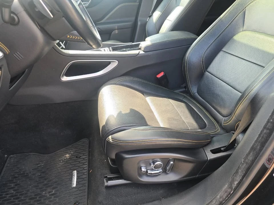 2020 Jaguar F-Pace - Image 10 of 10