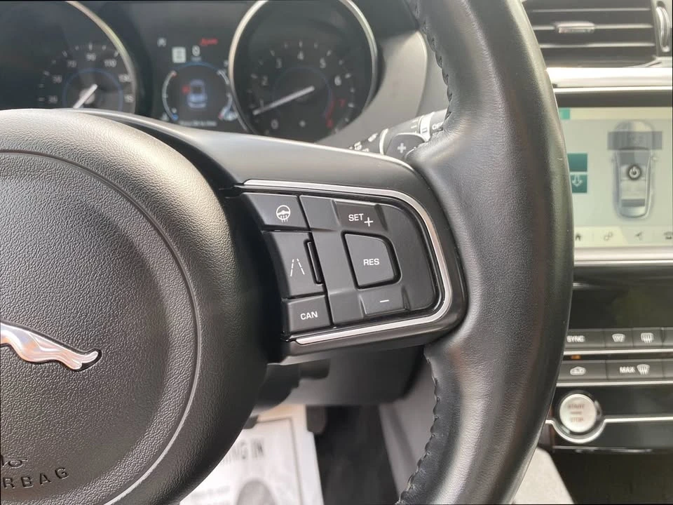 2020 Jaguar F-Pace - Image 17 of 20
